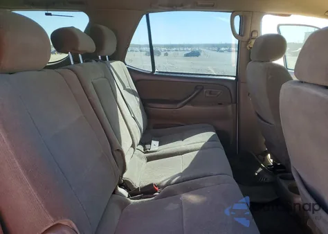 2003 Toyota Sequoia Sr5 z USA, uszkodzony, nr VIN 5TDZT34AX3S152355